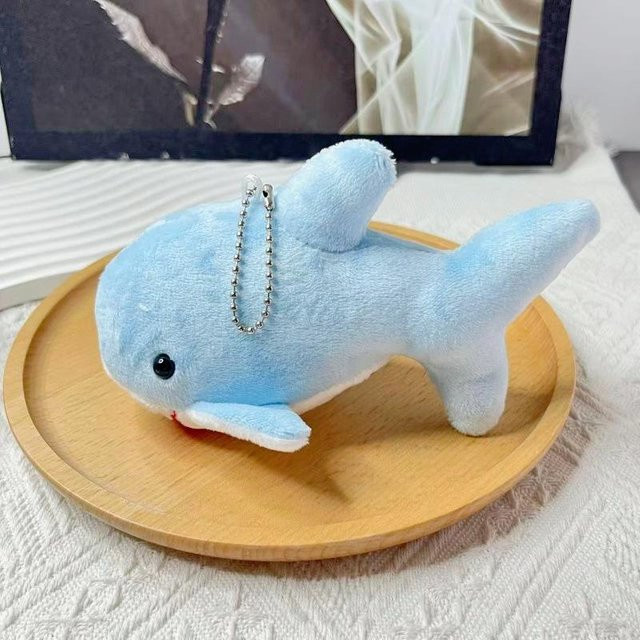 Fashnics Simulationshai Plüsch Anhänger, himmelblau, 18cm - Bild 1