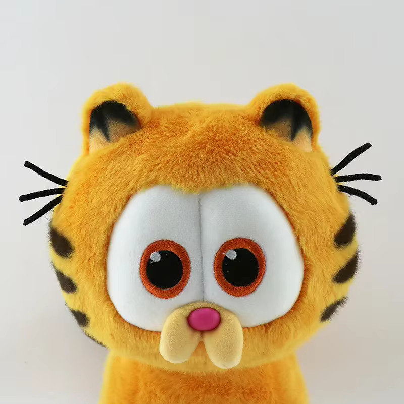 Bandai Garfield Plüschtier, Orange - Bild 2