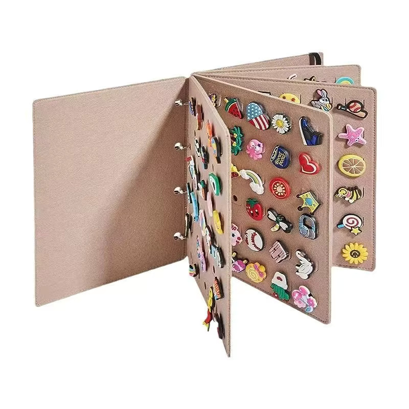 Praktische Filz-Aufbewahrungstasche für Anstecknadeln, Broschen und Ohrringe in Pink als Travel Case mit Metallverschluss, B/T/H: 26,0 x 21,3 x 0 cm - Bild 2