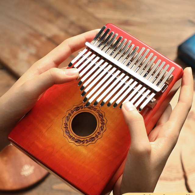 Hluru Professionelle 17-Tasten Kalimba aus Ahorn in Blau mit Glanzfinish und Gradient-Design für Anfänger - Bild 1