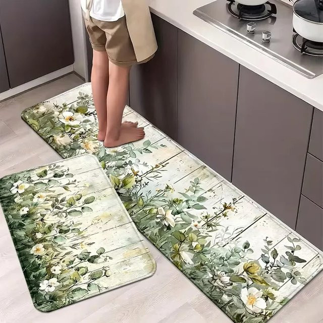 VIKAMA Küchenmatte mit grünem Blumenmuster, rutschfester und saugfähiger Bodenteppich in Grün/Mehrfarbig - Bild 1