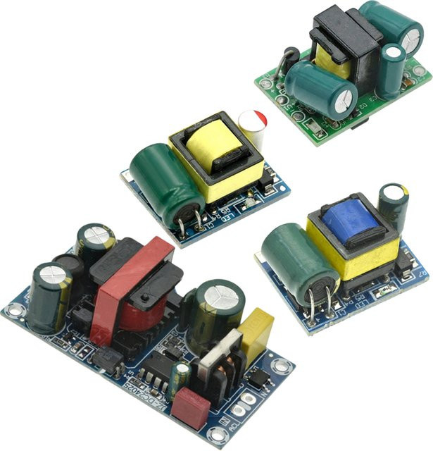 ICGOICIC AC-DC Schaltnetzteilmodul Buck Regulator Step Down Konverter 220V auf 5V 700mA 3,5W in Multicolor - Bild 1
