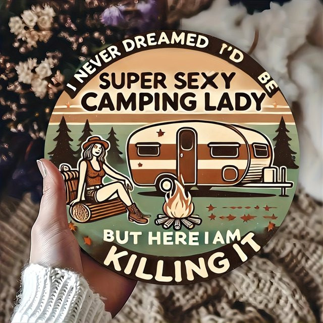 Potdemiel Vintage-Aluminiumschild Super Sexy Camping Lady, Mehrfarbig, Breite: 19,81 cm, Höhe: 19,81 cm - Bild 1