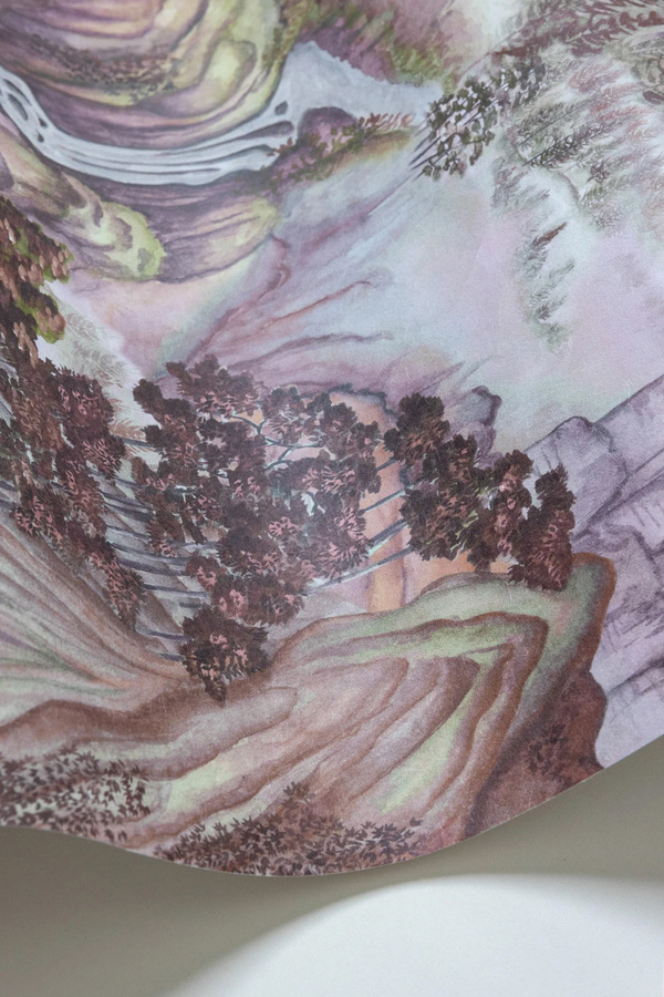 Cole & Son Tapete Mountainscape in Maple Pink Multicolour - Bild 1