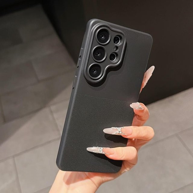 Handyhülle mit Punktmuster für Samsung Galaxy S26 S25 S24 S23 Ultra Plus A57 A37 A17 A56 A36 A55 A54 5G in Schwarz aus TPU mit Anti-Rutsch-Funktion - Bild 1