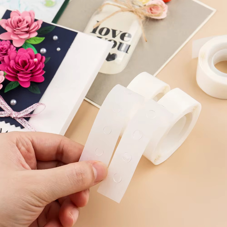 300 Rollen Mini-Doppelseitiges Klebeband in Transparent, Ultradünne Klebepunkte für DIY-Handwerk mit 3 mm und 5 mm Durchmesser - Bild 3