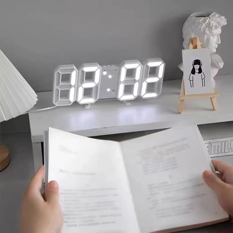 Moderne digitale 3D Desktop-Uhr mit Sprachsteuerung und Leuchtfunktion in Weiß - Bild 5