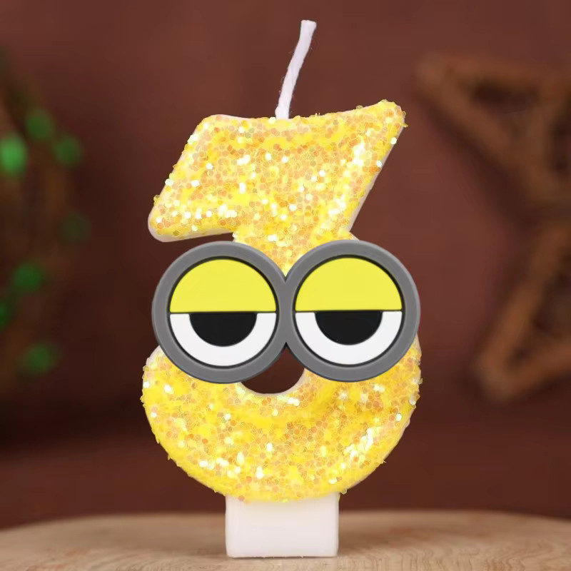 Potdemiel Digitale Kerze mit gelber Bananenmann-Brille als Kuchendekoration für Kindergeburtstage und Partys - Bild 2