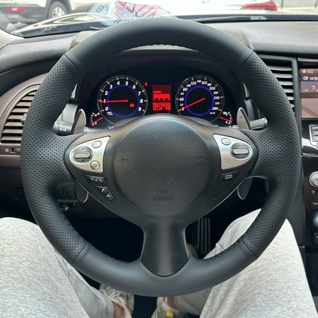 HKOADE Lenkrad Abdeckung aus Mikrofaser-Leder zum Selbernähen in Schwarz für Infiniti FX FX35 FX37 FX50 und Nissan Juke Maxima 2009-2014 - Bild 1