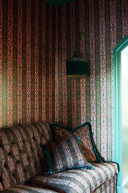 House of Hackney Wandtattoo Mural Mamounia Amaranth/Juniper in Pink und Multicolour, Breite: 300 cm, Höhe: 45 cm - Bild 2