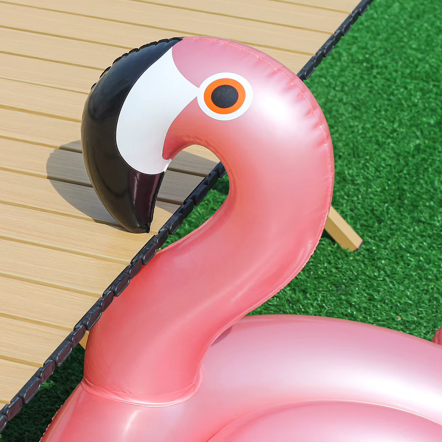 Aufblasbarer Flamingo Schwimmring in Pink und Weiß mit Rückenstütze und Flügel-Luftkissen für den Pool - Bild 2