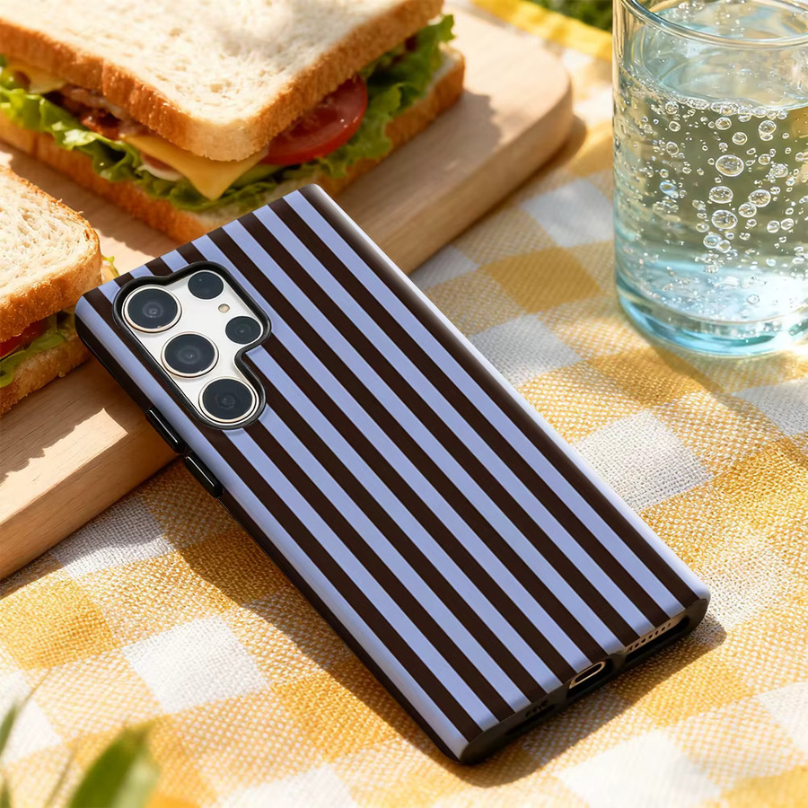 Glänzende Samsung Handyhülle mit braunen und blauen Streifen für Galaxy S25 Ultra, S24 und S23 Ultra Plus - Bild 3