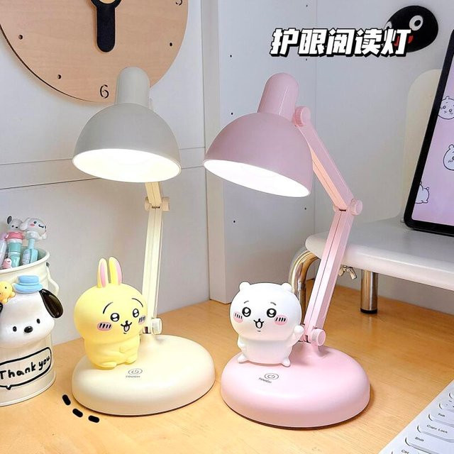 Chiikawa Usagi LED-Schreibtischlampe mit Augenschutz und Touch-Funktion, weiße Nachttischlampe für Kinder und Schlafzimmer - Bild 1
