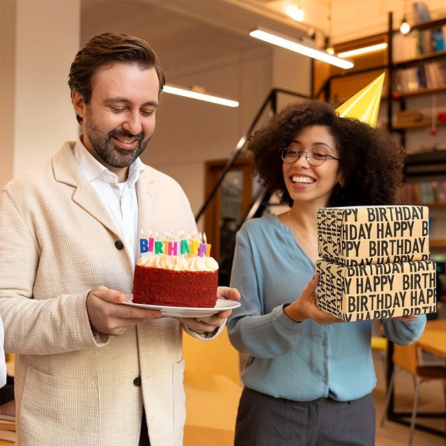 Bedrucktes Kraftpapier Happy Birthday für Geburtstage und Partys, Braun, Breite: 43 cm, Länge: 299,7 cm - Bild 1