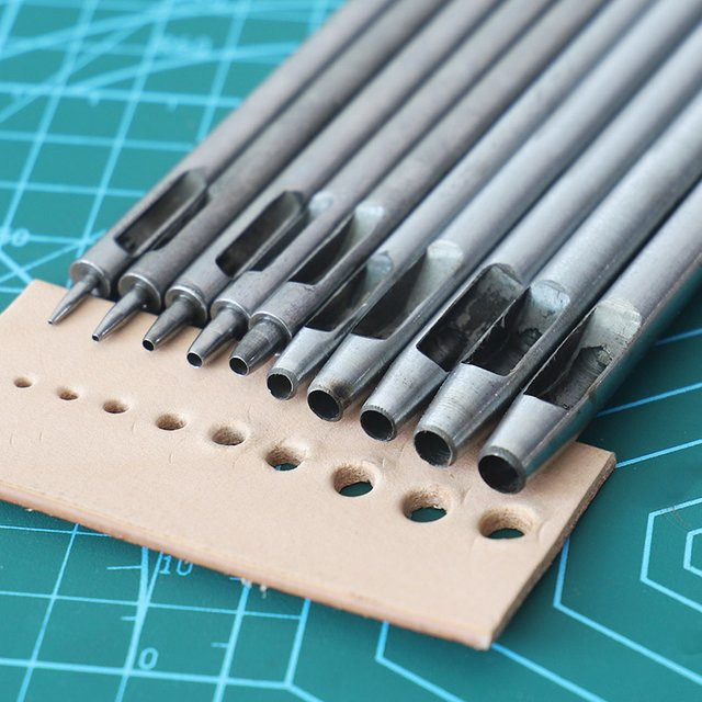 QJH 10-teiliges DIY-Set mit Rundlochschneider und Leder-Nutwerkzeug in Silber für Lederriemen und Schultergurte - Bild 1