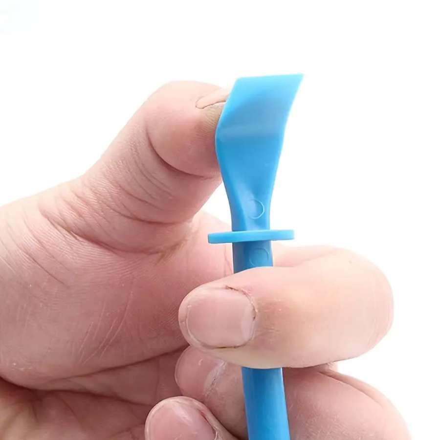 Leimtreuer Applikator und Klebeschmierstift als Mal-Schaber für DIY-Kunstleder-Bastelarbeiten in Weiß - Bild 4