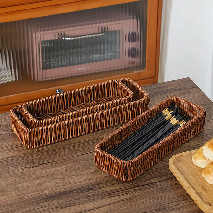 Rechteckiger Aufbewahrungskorb aus Kunststoff in brauner Rattan-Optik für Zuhause und Schreibtisch - Bild 3