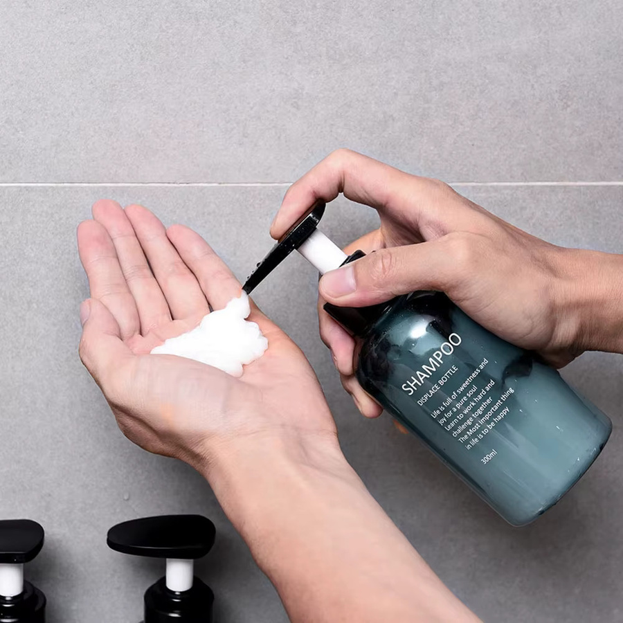 MOZHOU Spender Set für Shampoo, Conditioner und Seife aus Kunststoff, Blau Transparent, 3-teilig mit Pumpe - Bild 4