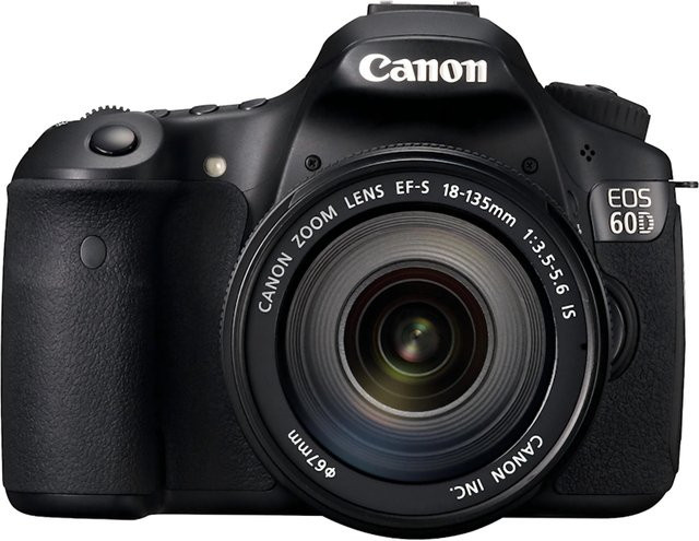 Canon EOS 60D Digitale Spiegelreflexkamera mit EF-S 18-135mm f/3.5-5.6 IS Zoomobjektiv in Schwarz - Bild 1
