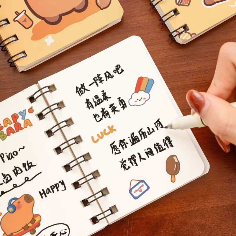 Kawai Capybara A7 Pocket Notebook mit Softcover und linierten Seiten, Mehrfarbig - Bild 3