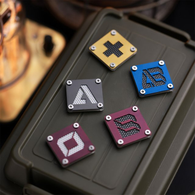 YTYIN Abzeichen Titanlegierung, Blutgruppe, hohles Design, 2,5 cm - Bild 1