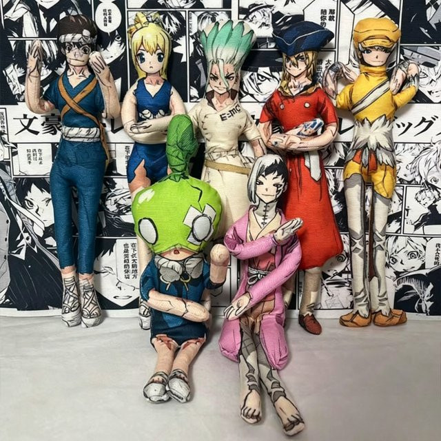 Bandai Dr. Stone Gen Chrome Senku, Plüschpuppe, 28 cm, beweglich - Bild 1