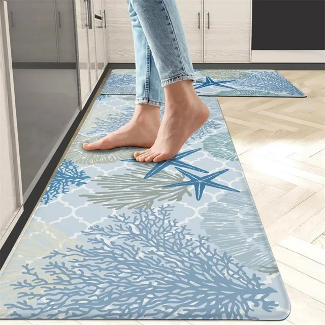 Waschbarer Teppich mit Muschel- und Seestern-Motiv in Blau, rutschfester Küchen- und Flurteppich im maritimen Design aus Polyester - Bild 1