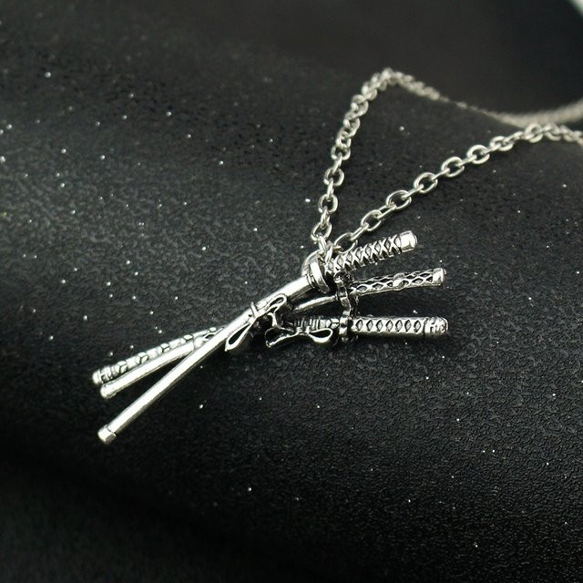 Halskette Edelstahl, Silber, Drei Messer Anhänger, Unisex, Vintage - Bild 1