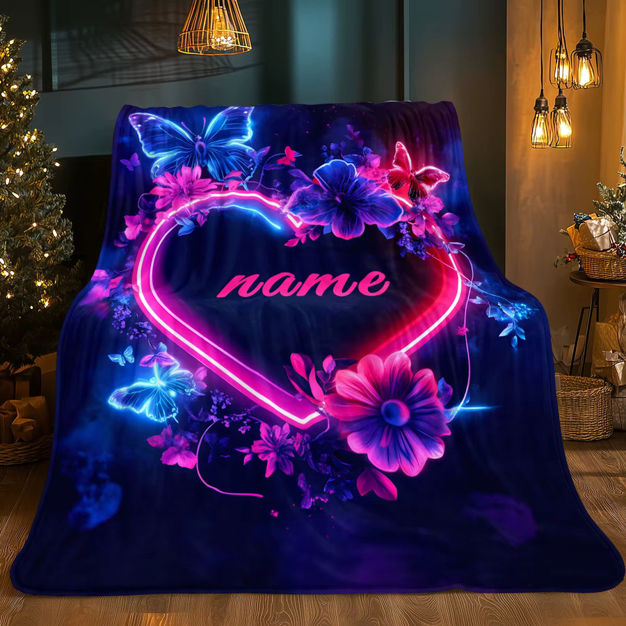 Personalisierte Flanell-Überwurfdecke mit Schmetterlings-Herz-Design für Bett, Sofa oder Camping - Bild 3
