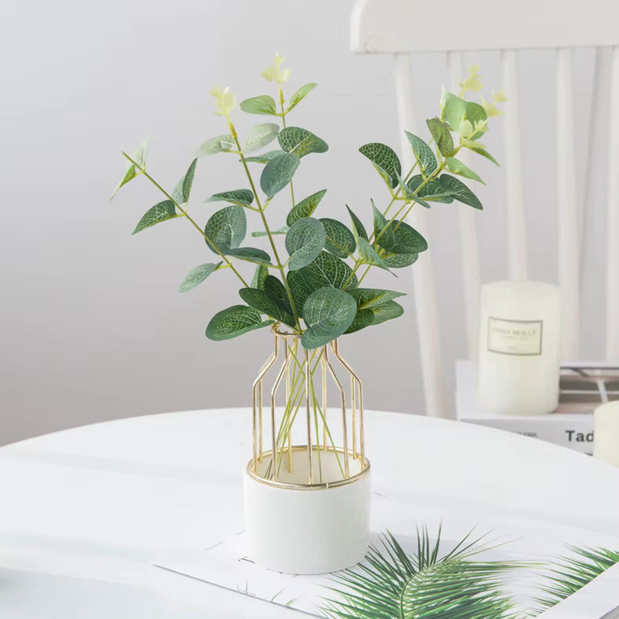 Künstliche Eukalyptus-Pflanzen aus Seide von XIAOYINMO in Grün für Hochzeitsdekoration und Wohnaccessoires - Bild 1