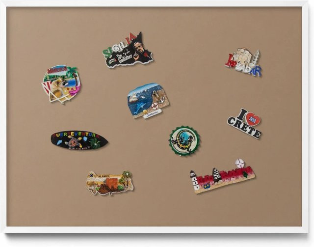 Tulup Magnettafel gerahmtes Metall-Magnetboard in Hellbraun, B: 80 cm, H: 60 cm - Bild 1