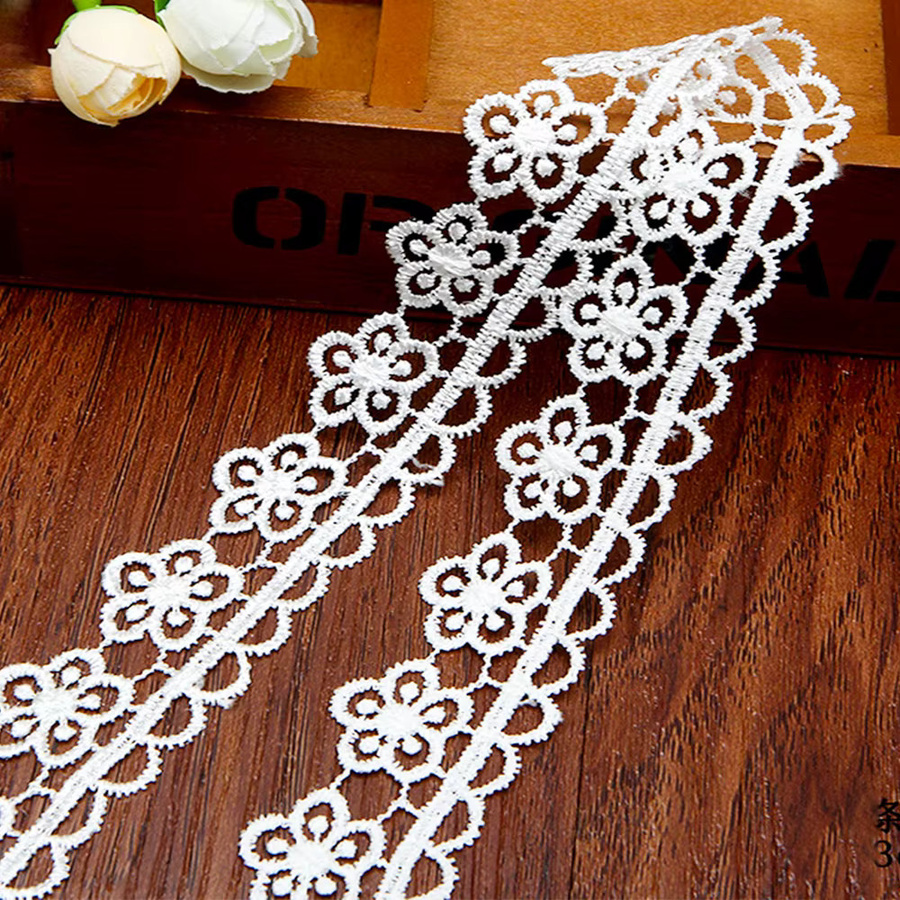 Blumen Spitzenband aus Polyester mit Stickerei für Näharbeiten und Dekoration, Weiß, Länge: 3 m - Bild 4