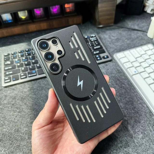 Magnetische Schutzhülle in Schwarz mit Wärmeableitung für Samsung Galaxy S26 Edge, S24, S23 und S26 Ultra Plus aus PC-Material - Bild 1