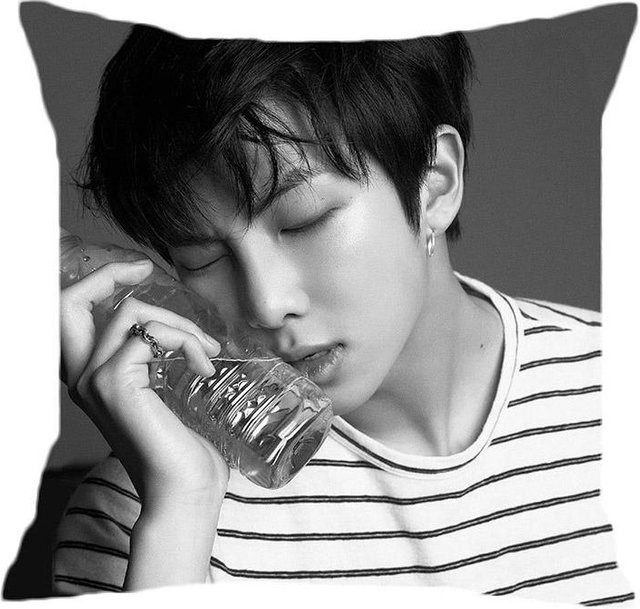 Bangtan Boys BTS Face Yourself Kissenbezug Black RM, Pfirsichhaut-Material, 45 x 45 cm - Bild 1