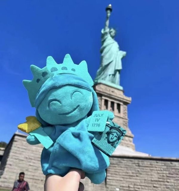 Yiran toy Freiheitsstatue Plüschtier, Schlüsselanhänger, 22cm, ab 14 Jahren - Bild 1