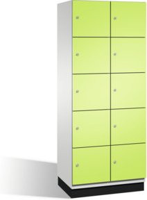C+P Fächerschrank Cambio auf Sockel mit 10 Fächern, Farbe Korpus Lichtgrau und Front Grün, H x B x T: 195 x 80 x 52,5 cm - Bild 1