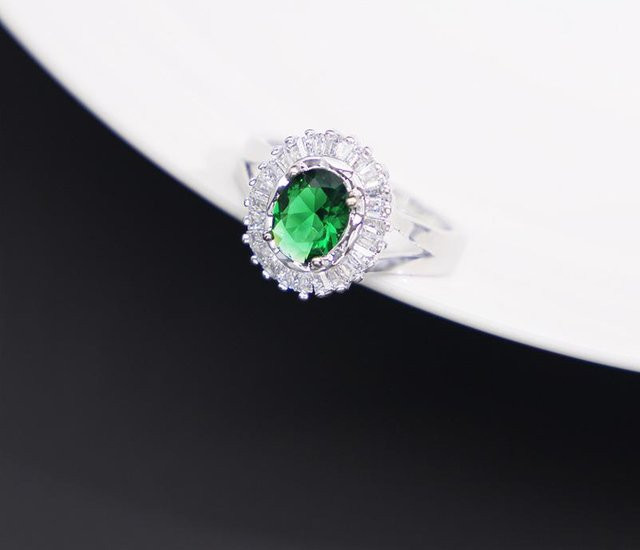 YIRAN Jewelry Schmuckset, Halskette, Ohrringe, Ring, Armband, Kupfer, Weiß, Zirkonia - Bild 1