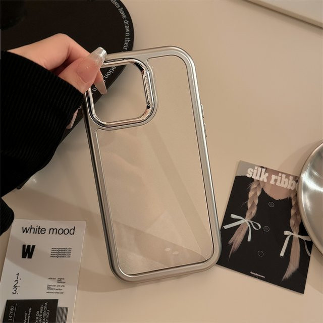 Stoßfeste Handyhülle von MUQGEW für iPhone 16, 15, 14, 13 Pro Max aus transparentem Acryl mit silberner Kantenbeschichtung - Bild 1