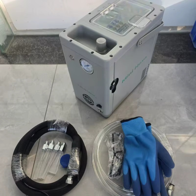 Multifunktionales Mini Trockeneis-Strahlgerät mit 9kg Kapazität zur Reinigung von Automobilmotoren und mechanischen Teilen - Bild 2