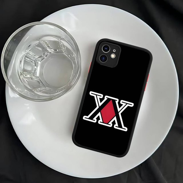 Stoßfeste Handyhülle im Hunter x Hunter Anime Design für iPhone 11 bis iPhone 16 Pro Max in Grau - Bild 1