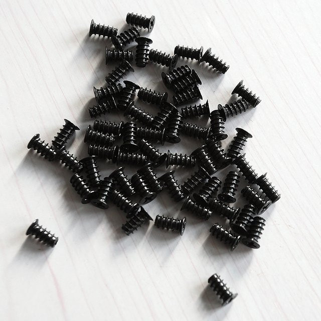 30er Set Professionelle PC-Lüfterschrauben in Schwarz, 10mm für Computergehäuse - Bild 1