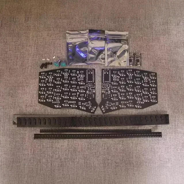 Sofle RGB Split-Tastatur-Kit von MiFuny in Schwarz, mechanisches PCB-Bausatz für kabellose oder kabelgebundene Nutzung zur Selbstmontage - Bild 1