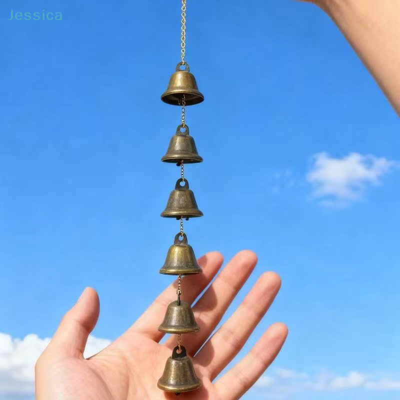 Jessica Vintage Windspiel aus Metall in Gold mit 6 Glocken zur Dekoration für Garten und Zuhause - Bild 2