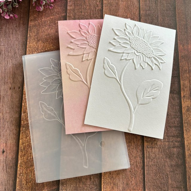 3D-geprägter Reliefordner mit Sonnenblumen-Design aus Kunststoff - Bild 1