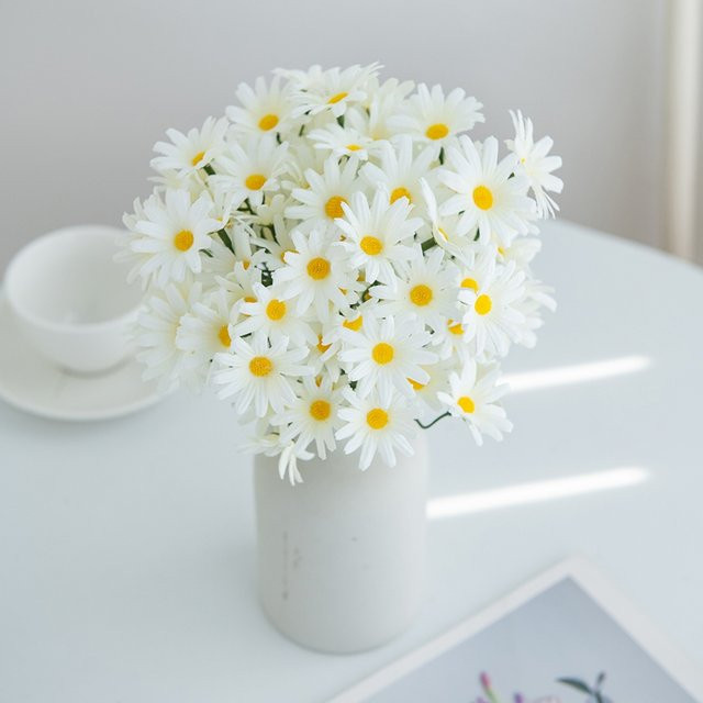 Künstliche Chrysanthemen aus Seide von Yusheng in Gelb für Hochzeiten und Dekorationen - Bild 1