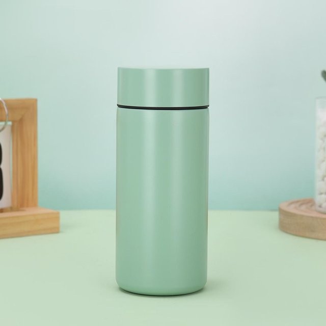 Yiran Furniture Thermos Tasse aus Edelstahl mit Holzmaserung und Tragetasche, 300 ml, Grün, Weiß, Schwarz - Bild 1
