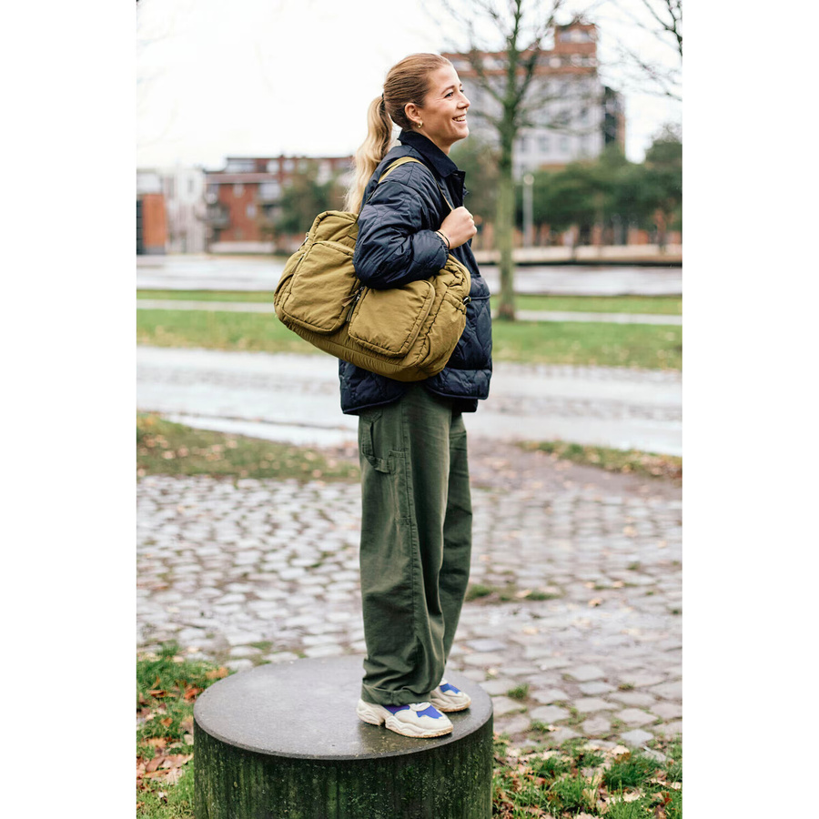 Childhome Wickeltasche Mellow in Grün mit Kinderwagen-Clip - Bild 3