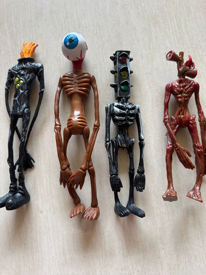 Bandai Siren Head Actionfiguren, Horror, 4-teiliges Set, mit Licht - Bild 3