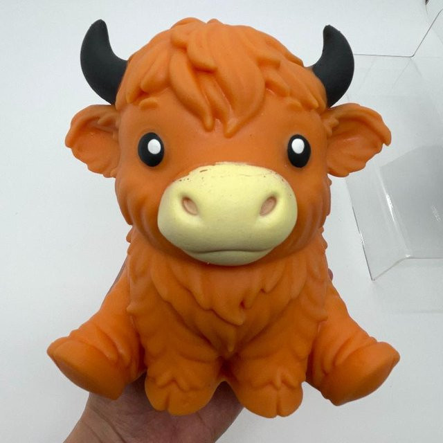Jumbo Schottische Hochlandrind Stressbälle Squishies, beige - Bild 1