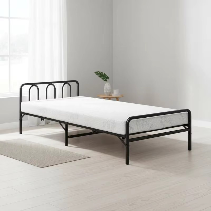 Klappbares Gästebett mit Matratze, Kopfteil und Fußteil aus schwarzem Metall in modernem Design - Bild 4